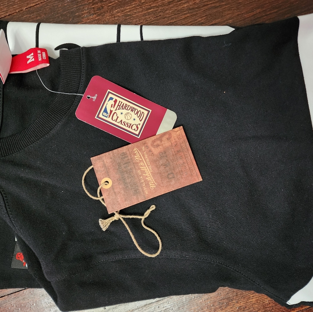 Mitchell & ness - Picture 3 of 5